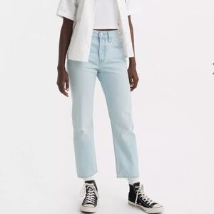Levi’s 501® ORIGINAL FIT CROPPED LIGHTWEIGHT WOMEN'S JEANS
